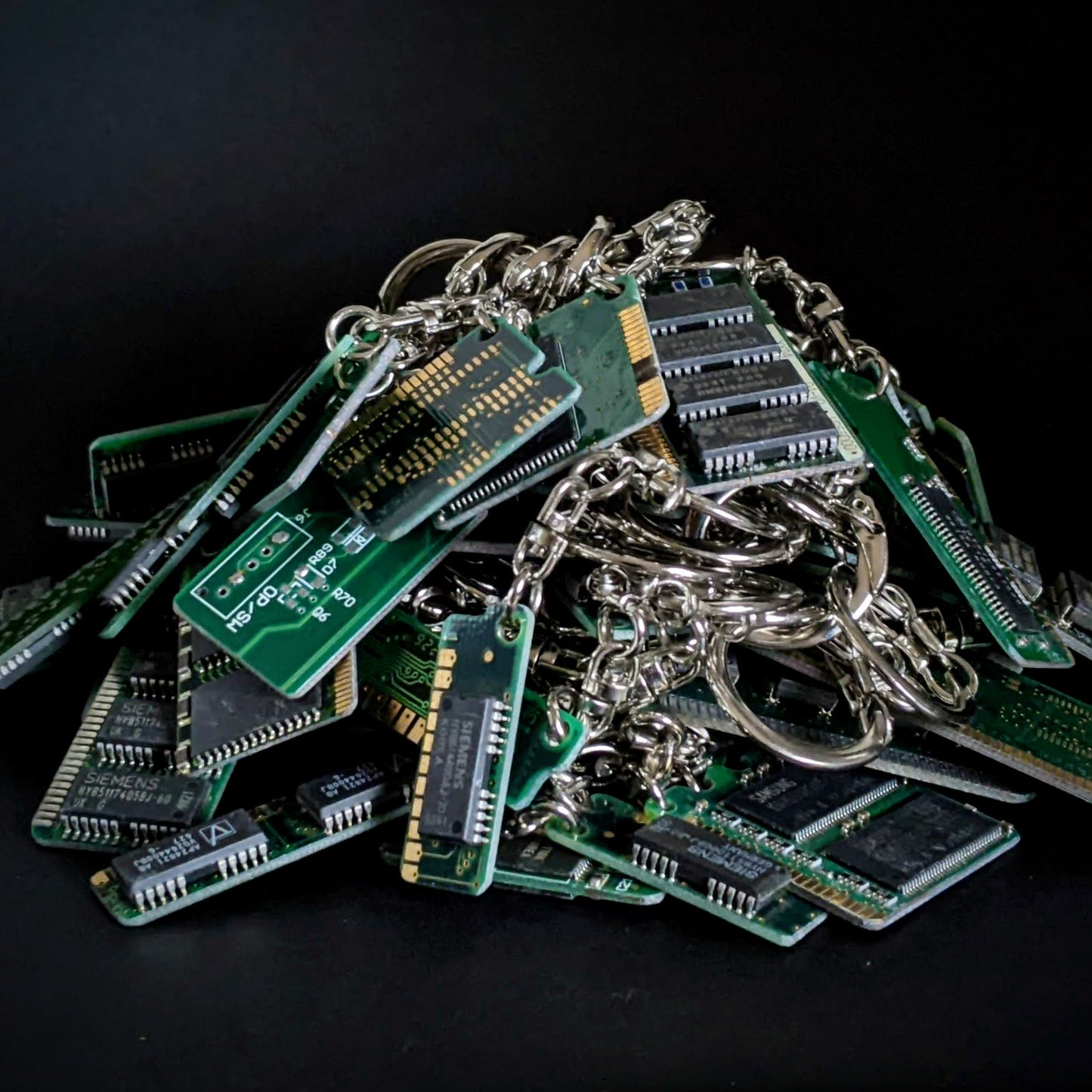 Dark Green Circuit Board Keyring 50-Pack